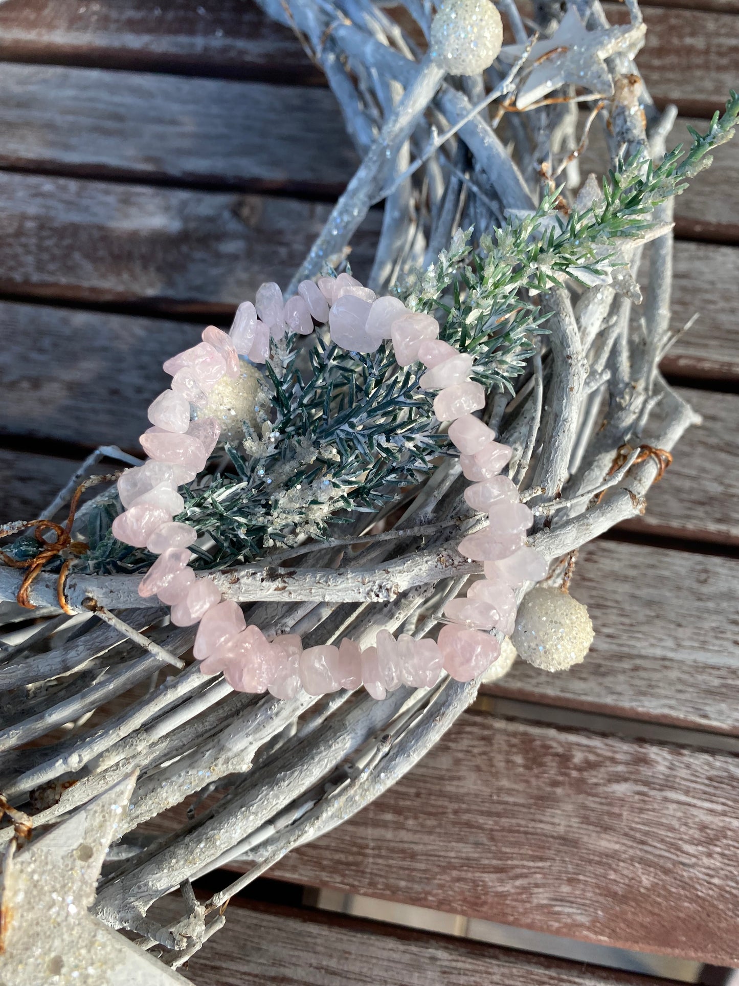 Armband i rosenkvartskristall