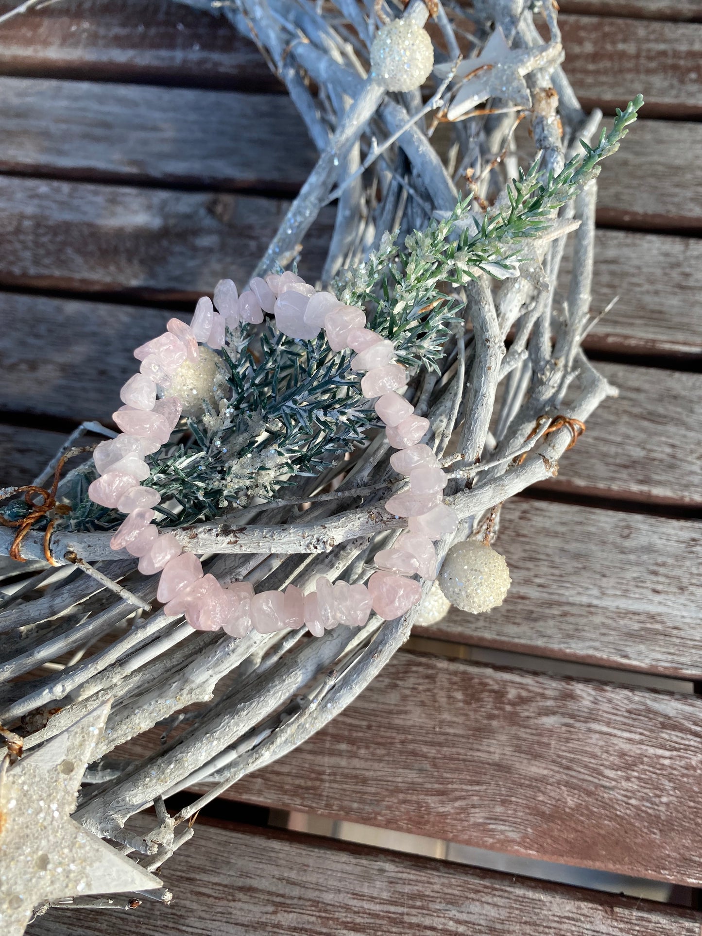 Armband i rosenkvartskristall